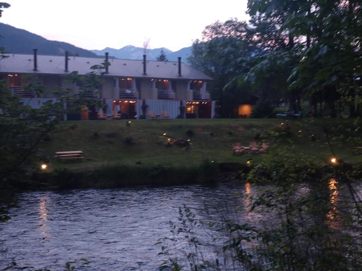 Moon River Suites #5 นอร์ทเบนด์ ภายนอก รูปภาพ